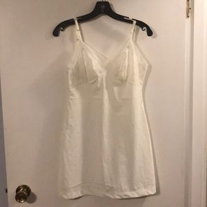 Rosebud cream nightgown